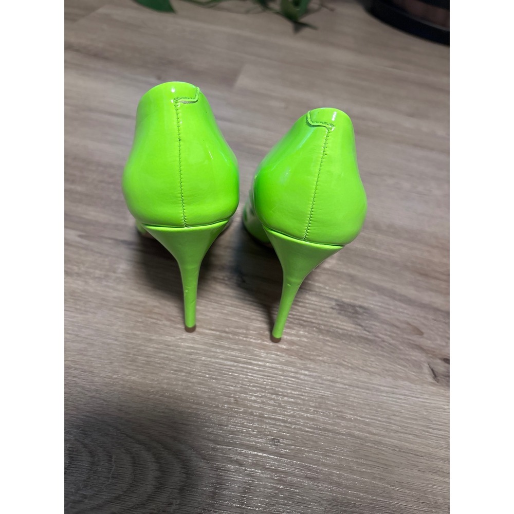 Steve Madden Daisie Neon Lime Green Patent Pointed Toe Stiletto Pumps Heels 8 - Picture 6 of 7